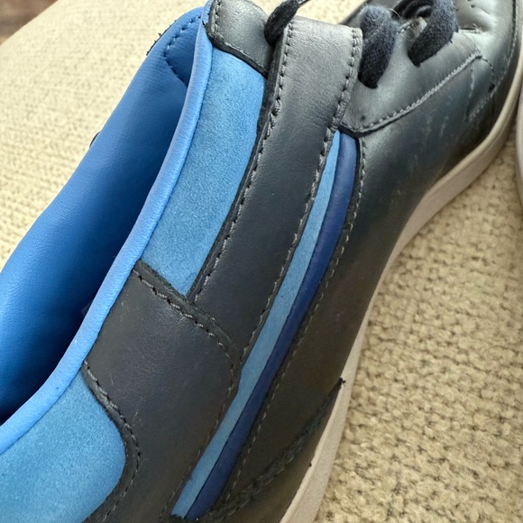 Lacoste Dark Gray and Blue High-Tops - Picture 8 of 8